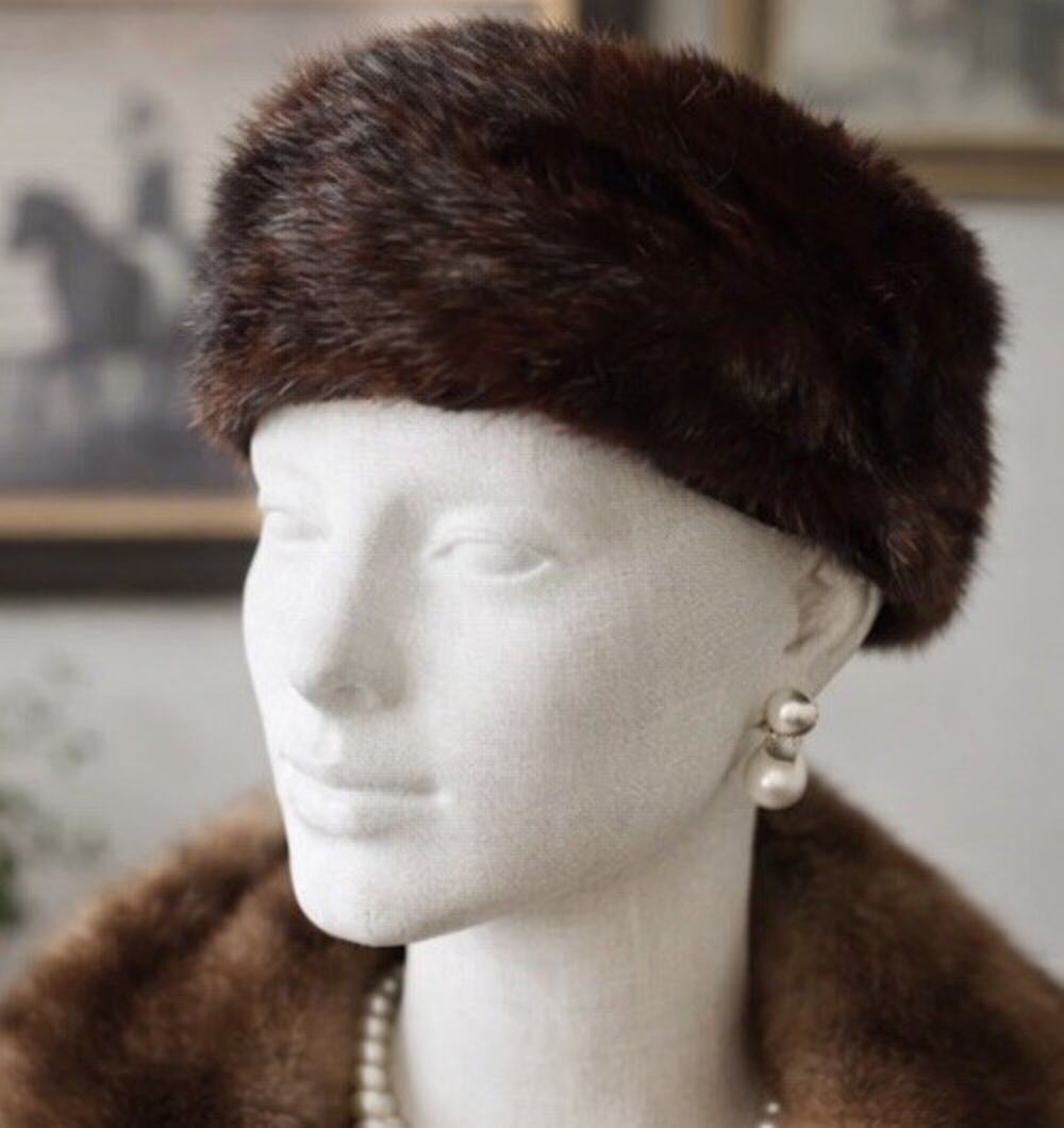 Vtg 1950s Mink Fur Pillbox Hat Brown Soft Glam Jackie O Retro Winter Cap
